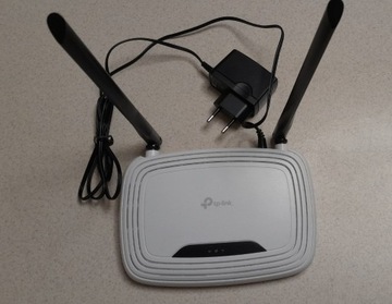 Router TP-LINK TL-WR841N