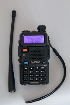 Baofeng UV-5R z radio FM