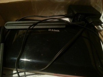 D-Link DWR-921 C3 router wifi LTE 3G OpenWrt ready