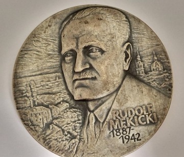 Rudolf Miękicki 1887-1942 w tle Panorama Lwowa