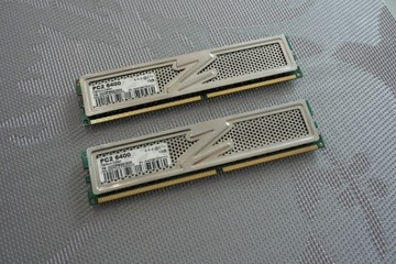 Pamięć RAM 2x1GB DDR2 PC6400 800Mhz CL4