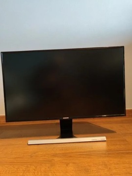 Monitor z tunerem TV Samsung T27D590