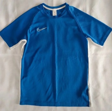 Koszulka sportowa Nike Dri-Fit 158