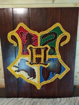 Obraz string art - herby Hogwartu (Harry Potter)