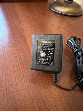 Zasilacz wtyczkowy AC/DC Adapter 