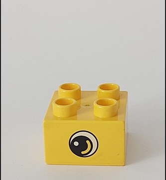 Lego Duplo klocek żółty 2X2 oko 