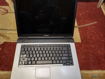 Laptop  TOSHIBA SATELLITE L300D-10B