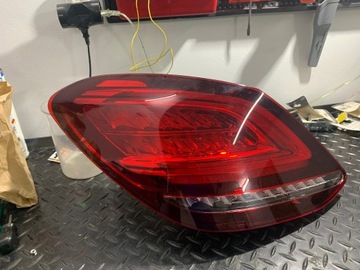 Mercedes W205 lift lampa lewy tył