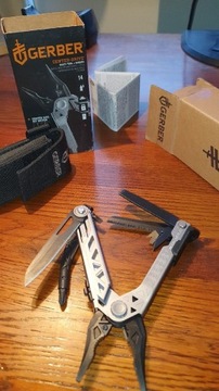 Multitool GERBER CENTER DRIVE