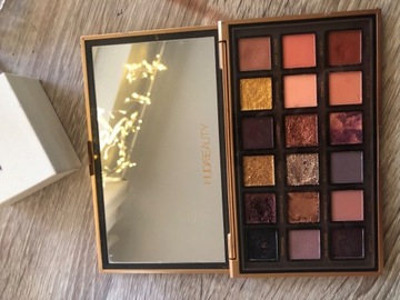 Paleta cieni HUDA beauty