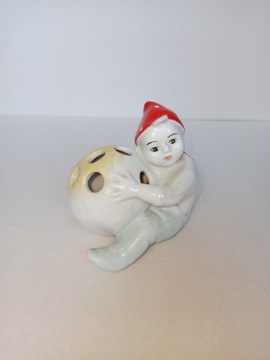 Porcelanowa figurka krasnoludek ikebana vintage