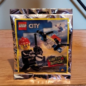 Lego City 952002 Strażak plus dron saszetka klocki