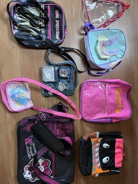 Różne torebki i plecaki dla dzieci