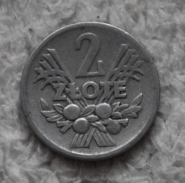 Moneta 2 złote "Jagody" z 1960 rok.