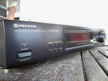 tuner Pioneer F-502RDS