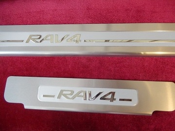 Listwy nakladki progowe,Toyota RAV4