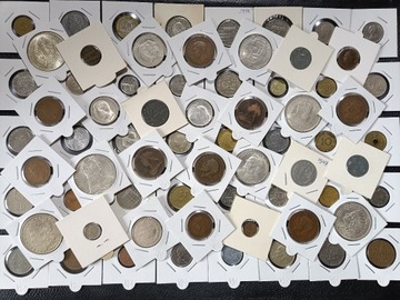 Zestaw starych monet w kartonikach to co widać