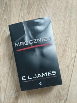 Mroczniej E.L.James