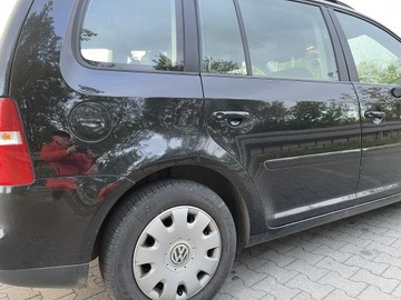 Volkswagen Touran 1,6 FSI