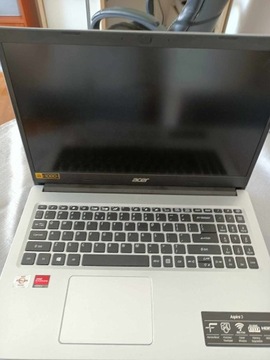 Laptop Acer Aspire 3 Athlon 3050 8GB Ram 240GB dysk srebrny