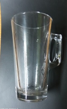 Puchar z rączką szklany wysokość 15cm,średnica8cm