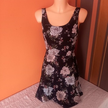sukienka w kwiaty H&M M