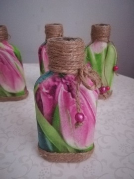 Zestaw butelek ozdobnych decoupage , tulipany