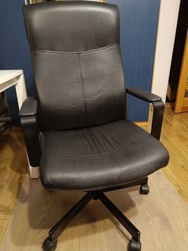 Krzesło obrotowe biurowe 