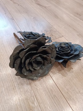 Metalowe róże. Elementy kute Kowalstwo artystyczne