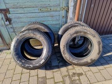 Opony 4 szt. Michelin Agilis Camping 225/75R16 CP