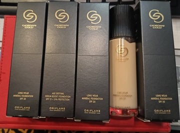 Trwały podkład mineralny Giordani Gold SPF 20