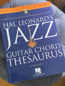 Hal Leonard's Jazz Guitar Chord Thesaurus + CD