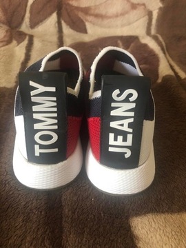 Buty męskie Tommy Hilfiger 42,5-43 wk. 27