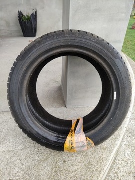 Opona zimowa pirelli sottozero 255/45 R18