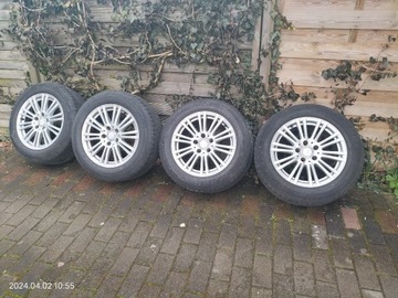 Alufelgi  16" Mercedes z oponami letnimi kpl 4 szt