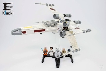 Ekspozytor do LEGO Star Wars Luke Skywalker's X-Wing Fighter 75301