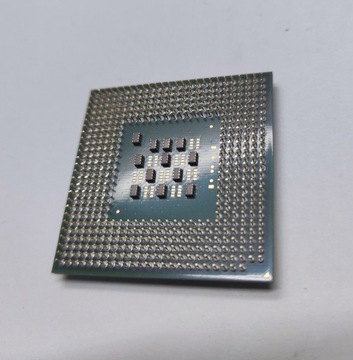 CPU INTEL PENTIUM 4 SL6Q8 2,4GHz/512/533