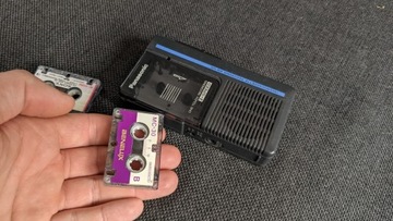 Dyktafon kasetowy mikro Panasonic