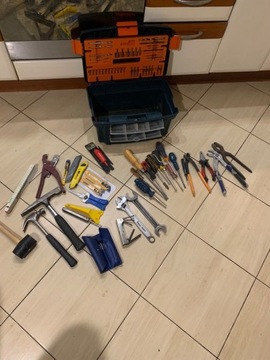 Skrzynka z narzędziami zestaw 