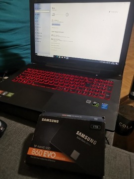 Laptop Gamimgowy  Lenovo i7 8gb gtx 960 jbl SSD 