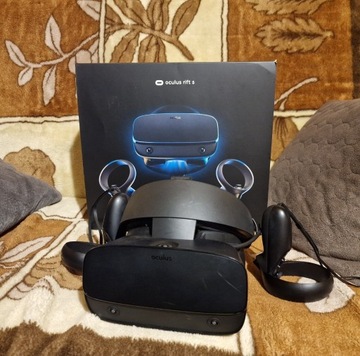 Gogle VR Oculus Rift S + Gratis