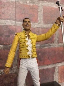 Freddie Mercury figurka świetna jakość Queen