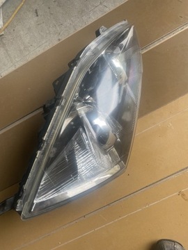 Honda cr v III reflektor lampa przód prawy