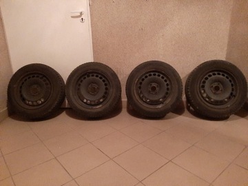 Opel Corsa D koła z oponami 185/60 R15 zima