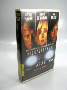 NIEOCZEKIWANY ATAK /kaseta video VHS RUTGER HAUER 