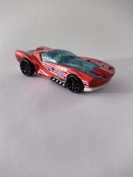 Hot Wheels T9719 z 2011 roku