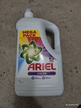 Ariel Płyn do prania kolorów 4,5 litra 90 prań