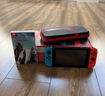 Nintedno switch v2  + pokrowiec+ karta pamięci+ gra