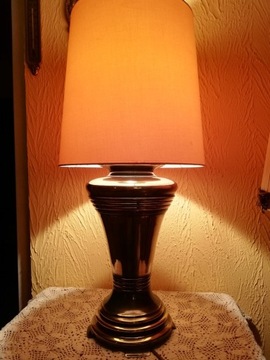 Wielka stara mosiężna lampa stołowa 
