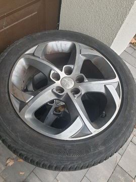 Alufelgi z oponami zimowymi MICHELIN do Peugeot508